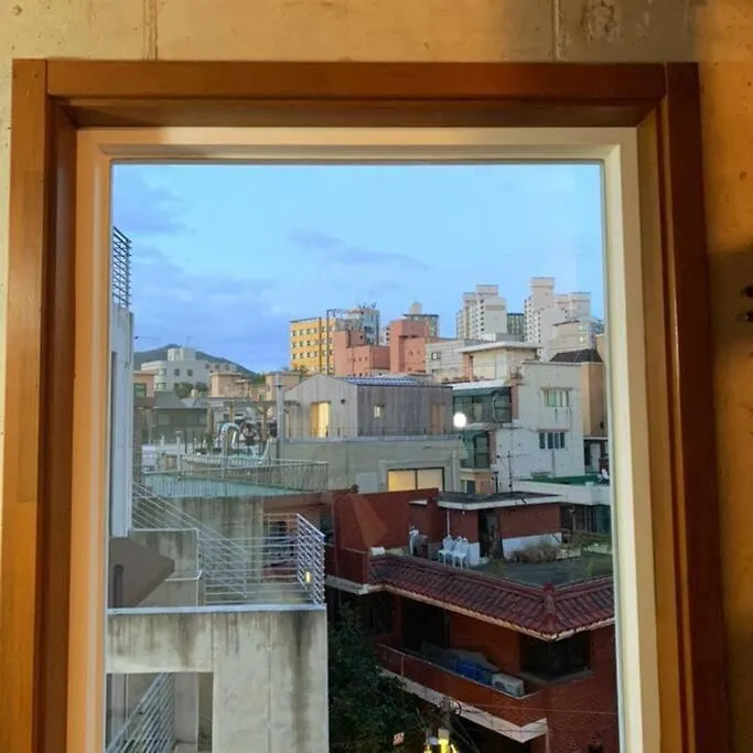 Urban Gargen Mid Century Apartment Seoul 0*,