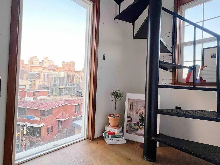 Urban Gargen Mid Century Apartment Seoul 0*,  South Korea